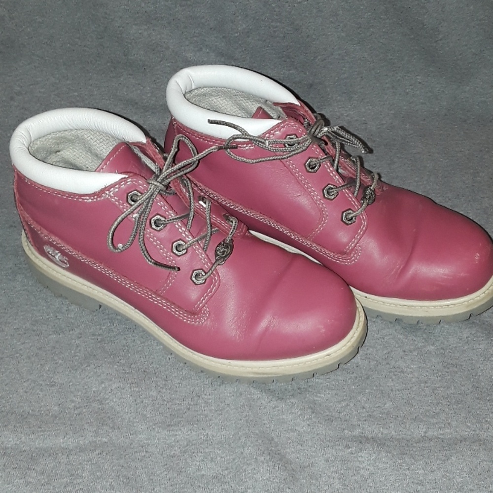 Timberland "Nellie" chukkas size women's 8M